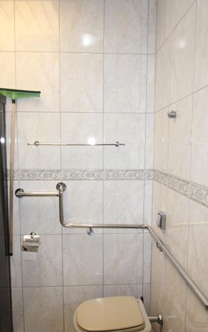 Casa para alugar com 200m², 2 quartos e 1 vagaBanheiro