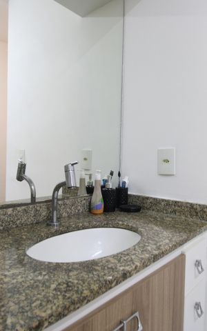 Apartamento à venda com 74m², 3 quartos e 1 vagaBanheiro social