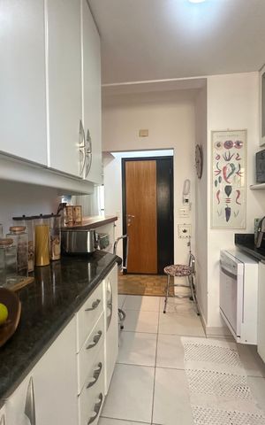 Apartamento à venda com 75m², 2 quartos e 1 vaga Apartamento à venda com 75m², 2 quartos e 1 vagaCozinha