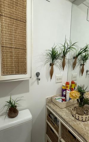 Apartamento à venda com 75m², 2 quartos e 1 vaga Apartamento à venda com 75m², 2 quartos e 1 vagaBanheiro