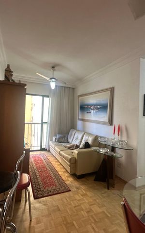 Apartamento à venda com 75m², 2 quartos e 1 vaga Apartamento à venda com 75m², 2 quartos e 1 vagaSala