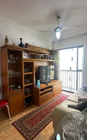 Apartamento à venda com 75m², 2 quartos e 1 vaga Apartamento à venda com 75m², 2 quartos e 1 vagaSala
