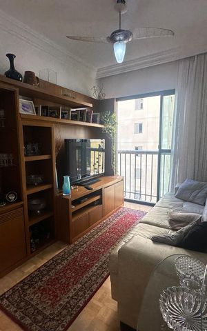 Apartamento à venda com 75m², 2 quartos e 1 vaga Apartamento à venda com 75m², 2 quartos e 1 vagaSala