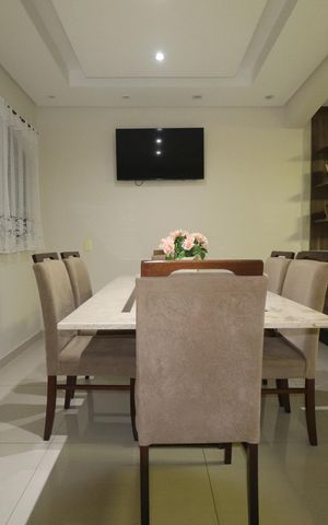 Casa para alugar com 293m², 3 quartos e 10 vagasCopa