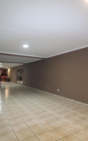 Casa para alugar com 293m², 3 quartos e 10 vagasGaragem