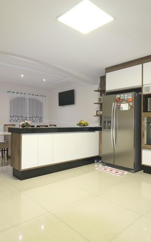 Casa para alugar com 293m², 3 quartos e 10 vagasCozinha