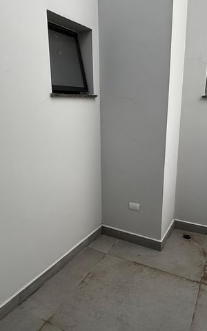 Casa à venda com 126m², 3 quartos e 2 vagas Casa à venda com 126m², 3 quartos e 2 vagasSuíte 2 Varanda