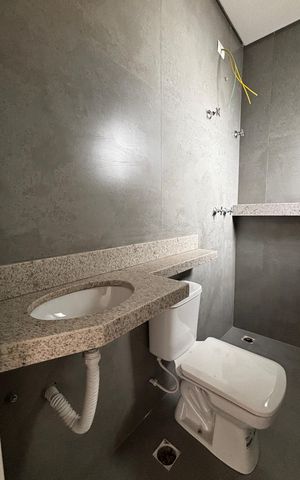 Casa à venda com 126m², 3 quartos e 2 vagas Casa à venda com 126m², 3 quartos e 2 vagasBanheiro da Suíte 2