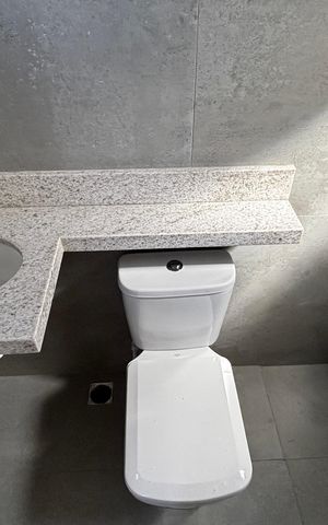 Casa à venda com 126m², 3 quartos e 2 vagas Casa à venda com 126m², 3 quartos e 2 vagasBanheiro da Suíte 1