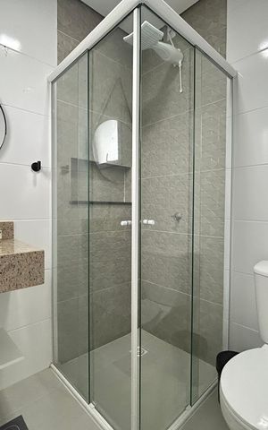 Apartamento para alugar com 60m², 1 quarto e 1 vaga Apartamento para alugar com 60m², 1 quarto e 1 vagaBanheiro da Suíte