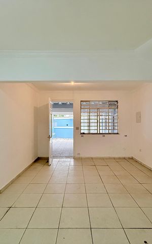Casa para alugar com 176m², 4 quartos e 2 vagas Casa para alugar com 176m², 4 quartos e 2 vagasSala