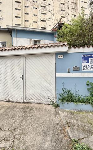 Casa para alugar com 176m², 4 quartos e 2 vagas Casa para alugar com 176m², 4 quartos e 2 vagasFachada