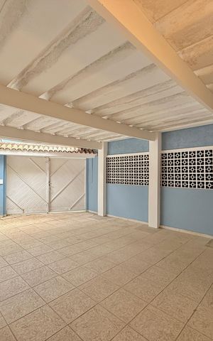 Casa para alugar com 176m², 4 quartos e 2 vagas Casa para alugar com 176m², 4 quartos e 2 vagasGaragem