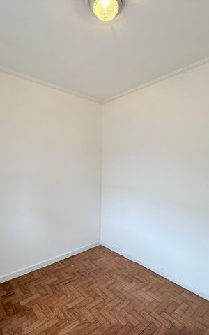 Casa para alugar com 176m², 4 quartos e 2 vagas Casa para alugar com 176m², 4 quartos e 2 vagasQuarto 2