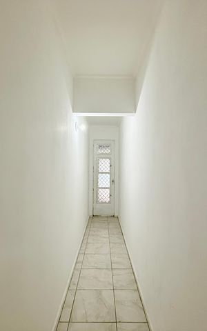 Casa para alugar com 176m², 4 quartos e 2 vagas Casa para alugar com 176m², 4 quartos e 2 vagasEntrada Lateral