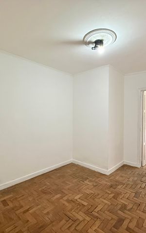 Casa para alugar com 176m², 4 quartos e 2 vagas Casa para alugar com 176m², 4 quartos e 2 vagasSala Íntima
