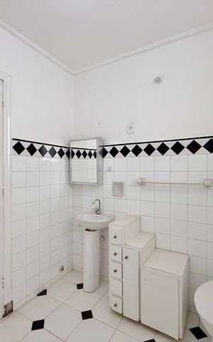 Casa para alugar com 176m², 4 quartos e 2 vagas Casa para alugar com 176m², 4 quartos e 2 vagasBanheiro Social 2