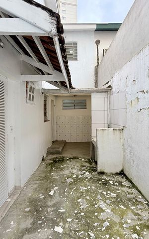 Casa para alugar com 176m², 4 quartos e 2 vagas Casa para alugar com 176m², 4 quartos e 2 vagasQuintal