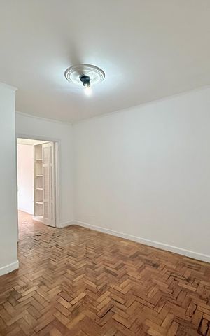 Casa para alugar com 176m², 4 quartos e 2 vagas Casa para alugar com 176m², 4 quartos e 2 vagasSala Íntima