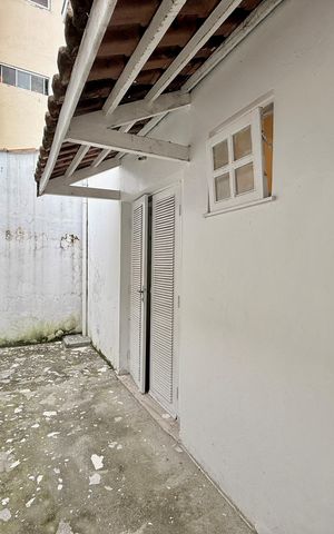 Casa para alugar com 176m², 4 quartos e 2 vagas Casa para alugar com 176m², 4 quartos e 2 vagasQuintal