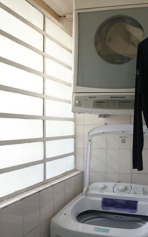 Apartamento à venda com 60m², 1 quarto e sem vagaCozinha e Área de Serviço