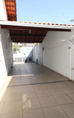 Casa à venda com 160m², 4 quartos e 3 vagasQuintal