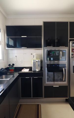 Apartamento para alugar com 194m², 3 quartos e 3 vagasCozinha 