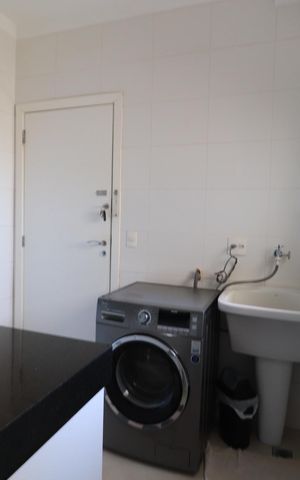 Apartamento para alugar com 194m², 3 quartos e 3 vagasÁrea de serviço 