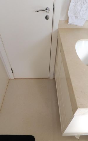 Apartamento para alugar com 194m², 3 quartos e 3 vagasBanheiro suite 1