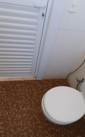 Apartamento para alugar com 194m², 3 quartos e 3 vagasBanheiro de serviço