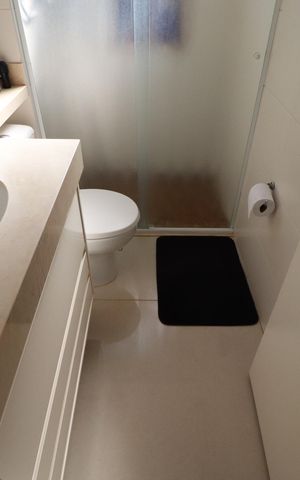 Apartamento para alugar com 194m², 3 quartos e 3 vagasBanheiro suite 1