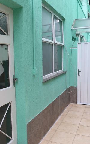 Casa de condomínio à venda com 100m², 2 quartos e 1 vagaQuintal