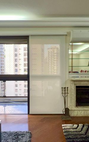 Apartamento para alugar com 210m², 4 quartos e 2 vagas Apartamento para alugar com 210m², 4 quartos e 2 vagasSala