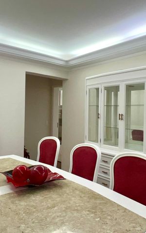 Apartamento para alugar com 210m², 4 quartos e 2 vagas Apartamento para alugar com 210m², 4 quartos e 2 vagasSala de Jantar