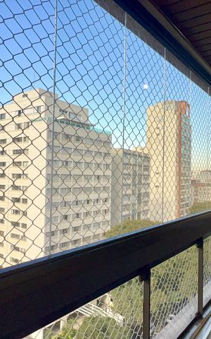 Apartamento para alugar com 210m², 4 quartos e 2 vagas Apartamento para alugar com 210m², 4 quartos e 2 vagasVaranda