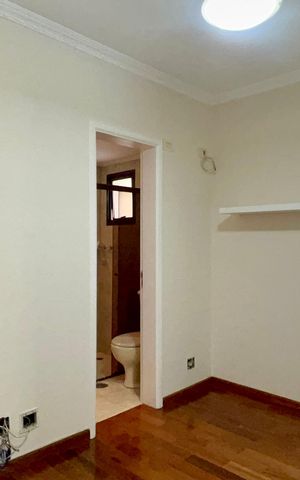Apartamento para alugar com 210m², 4 quartos e 2 vagas Apartamento para alugar com 210m², 4 quartos e 2 vagasSuíte 3