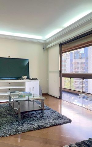 Apartamento para alugar com 210m², 4 quartos e 2 vagas Apartamento para alugar com 210m², 4 quartos e 2 vagasSala