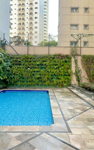 Apartamento para alugar com 210m², 4 quartos e 2 vagas Apartamento para alugar com 210m², 4 quartos e 2 vagasPiscina