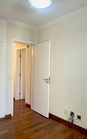 Apartamento para alugar com 210m², 4 quartos e 2 vagas Apartamento para alugar com 210m², 4 quartos e 2 vagasSuíte 3