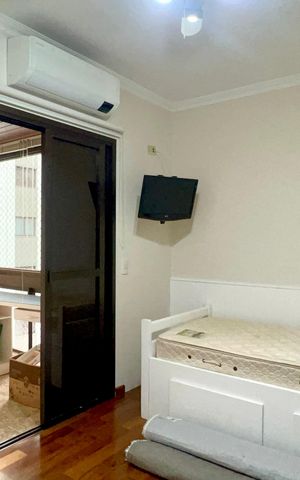 Apartamento para alugar com 210m², 4 quartos e 2 vagas Apartamento para alugar com 210m², 4 quartos e 2 vagasSuíte 2