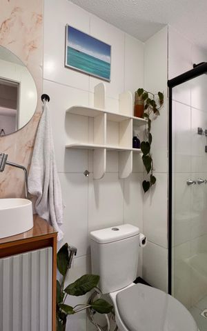 Apartamento à venda com 45m², 2 quartos e 1 vaga Apartamento à venda com 45m², 2 quartos e 1 vagaBanheiro Social