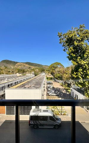 Apartamento à venda com 45m², 2 quartos e 1 vaga Apartamento à venda com 45m², 2 quartos e 1 vagaVaranda