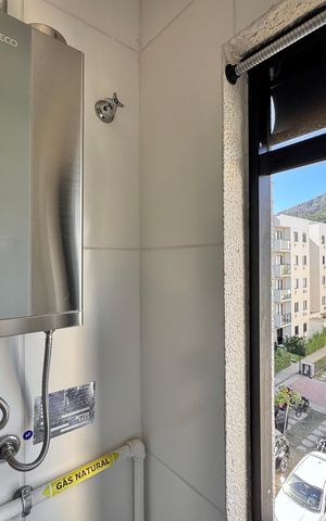 Apartamento à venda com 45m², 2 quartos e 1 vaga Apartamento à venda com 45m², 2 quartos e 1 vagaCozinha e Área de Serviço