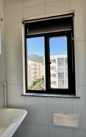 Apartamento à venda com 45m², 2 quartos e 1 vaga Apartamento à venda com 45m², 2 quartos e 1 vagaCozinha e Área de Serviço
