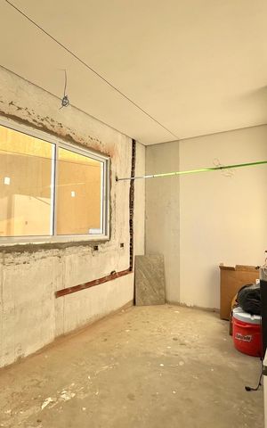 Casa à venda com 250m², 2 quartos e 2 vagasEdícula 