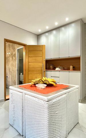 Casa à venda com 250m², 2 quartos e 2 vagasCozinha