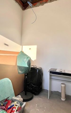 Casa à venda com 250m², 2 quartos e 2 vagasEdícula 
