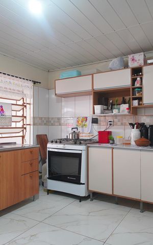 Casa à venda com 180m², 3 quartos e 6 vagasCozinha 1