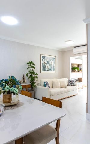 Apartamento à venda com 86m², 3 quartos e 2 vagas Apartamento à venda com 86m², 3 quartos e 2 vagasSala de Jantar