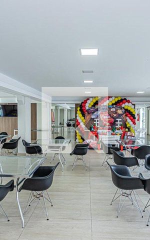 Apartamento à venda com 42m², 2 quartos e 1 vaga Apartamento à venda com 42m², 2 quartos e 1 vagaSalão de Festas